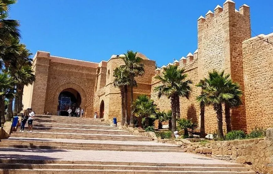 Tour de 4 días desde Casablanca a Fez y Chefchaouen